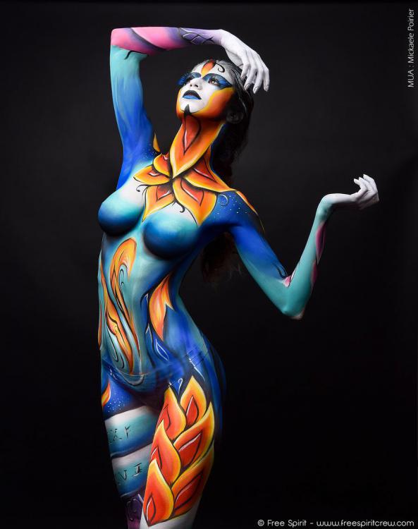 Bodypainting0002.thumb.jpg.903579a51768f46f054490d896178eb8.jpg